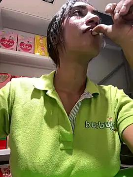 Snapshot of ANNIE_10- chatting on 04/11/26, 05:17 ANNIE 10- online show from 04/11/26, 05:17