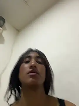 Snapshot of ANNIE_10- chatting on 04/16/26, 06:25 ANNIE 10- online show from 04/16/26, 06:25