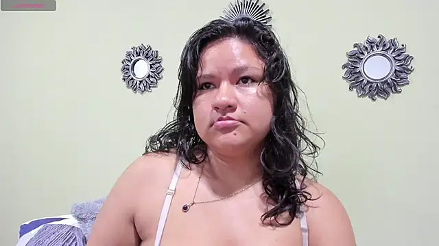 natasha adam21 online show from 04/04/26, 03:38