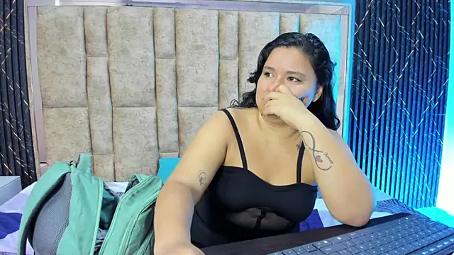 natasha adam21 online show from 07/02/26, 02:00