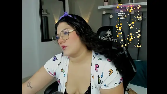 madison abril online show from 04/10/26, 02:50