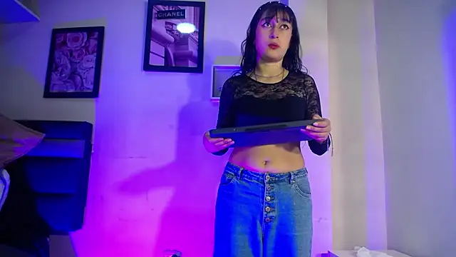 Snapshot of Fenixx_19 chatting on 03/28/26, 11:32 Fenixx 19 online show from 03/28/26, 11:32