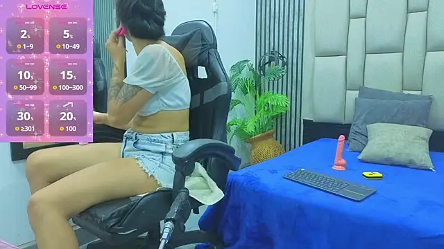 karamoss online show from 04/13/26, 07:52