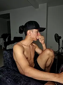 Stiven yb online show from 03/26/26, 01:22