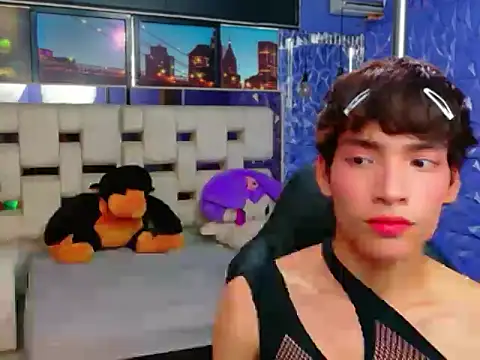 IsaacNovaa online show from 04/02/26, 07:11