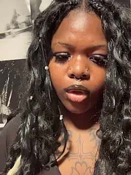 Nyla xox online show from 04/15/26, 10:54