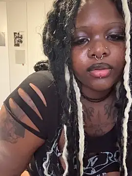 Nyla xox online show from 06/15/26, 08:22