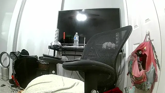 VonMeow777 online show from 04/05/26, 02:09