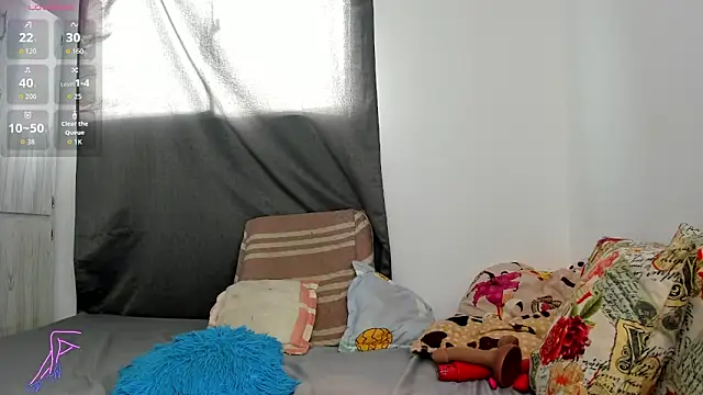 Alexandrasaenz23 online show from 04/09/26, 09:09