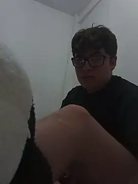 upssamuuu online show from 04/10/26, 09:08