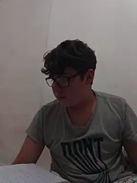 upssamuuu online show from 04/16/26, 09:39