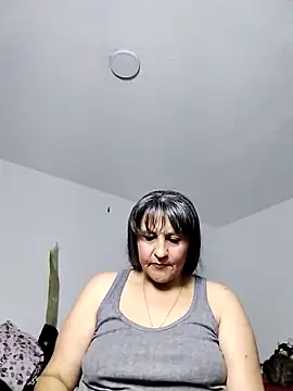 Merlyna Goldenss online show from 04/15/26, 07:04