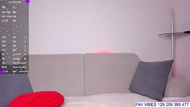 HoneyBunnyy  online show from 07/17/26, 07:19