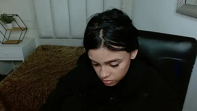 mia velvetk online show from 04/11/26, 07:45