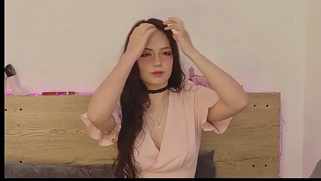 Sweet Alice S online show from 05/01/26, 09:25