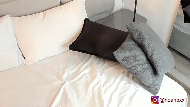 Noah perez  online show from 03/31/26, 12:49