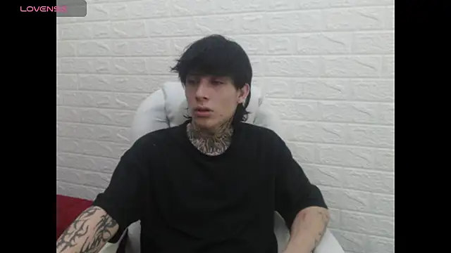 naty 18 online show from 04/02/26, 06:00