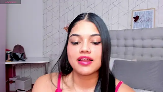 EmiilyGreey online show from 04/12/26, 03:50