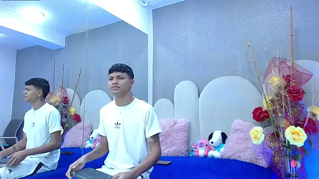 party duo playboy online show from 04/15/26, 03:24