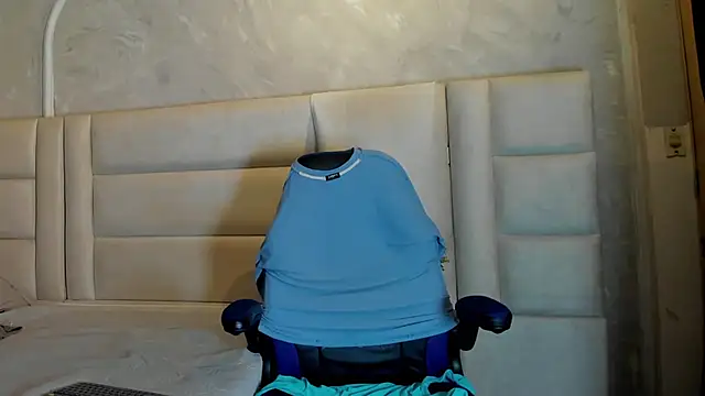 Snapshot of Dark_lennox chatting on 04/10/26, 10:58 Dark lennox online show from 04/10/26, 10:58