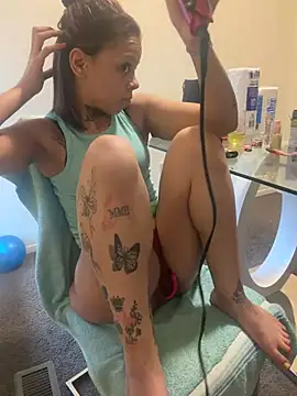 Honeyy bunzzxoxo online show from 04/04/26, 11:13