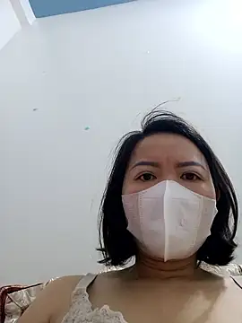 Snapshot of Zyzy96 chatting on 04/01/26, 05:32 Zyzy96 online show from 04/01/26, 05:32