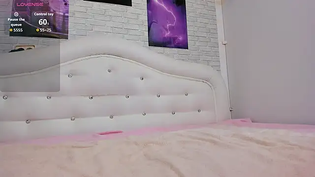 MilanaAmber20 online show from 04/04/26, 03:16