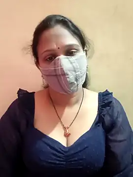 Latha lovely online show from 04/10/26, 01:55