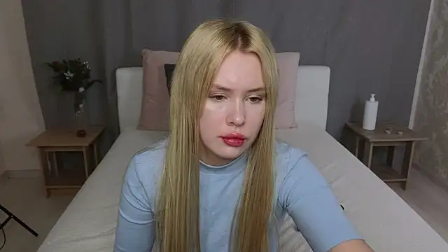 Snapshot of MelissaAvis chatting on 06/23/26, 05:38 MelissaAvis online show from 06/23/26, 05:38