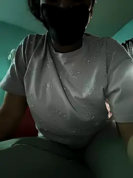 Hotmyfigure online show from 04/06/26, 04:46