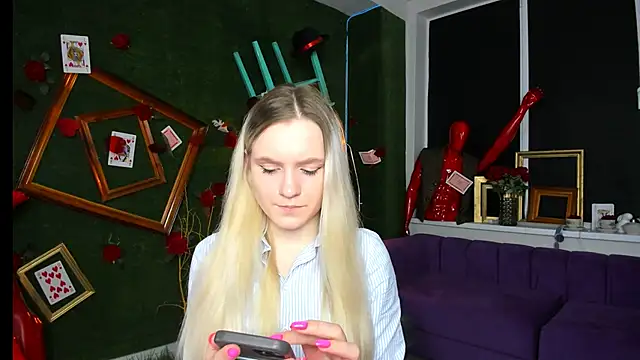 Snapshot of SherriButlers chatting on 04/16/26, 09:10 SherriButlers online show from 04/16/26, 09:10