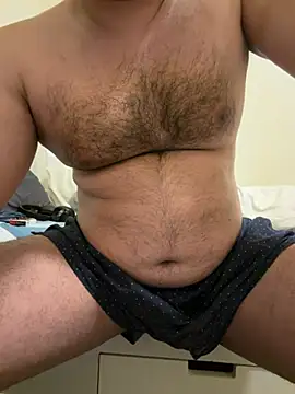 usemehowyoulike96 online show from 04/15/26, 07:58