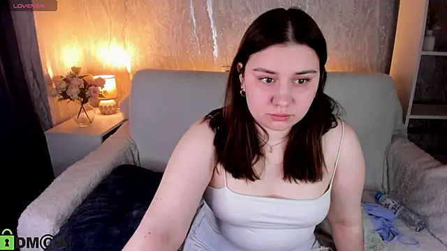 Maya Raay online show from 04/05/26, 01:14