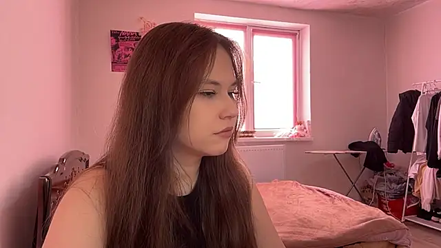 NyelleSpir online show from 04/04/26, 01:30