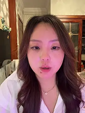 Snapshot of thelittlexx chatting on 04/04/26, 01:19 thelittlexx online show from 04/04/26, 01:19