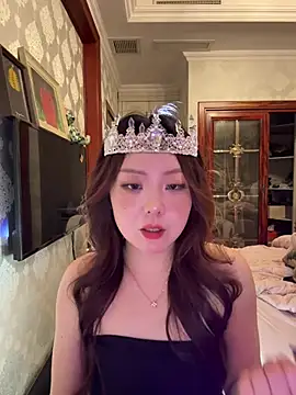 Snapshot of thelittlexx chatting on 04/09/26, 12:21 thelittlexx online show from 04/09/26, 12:21