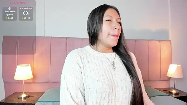 Snapshot of mily__gv chatting on 03/31/26, 11:43 mily gv online show from 03/31/26, 11:43