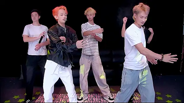 Snapshot of Gayboy-000001 chatting on 04/07/26, 12:16 Gayboy-000001 online show from 04/07/26, 12:16