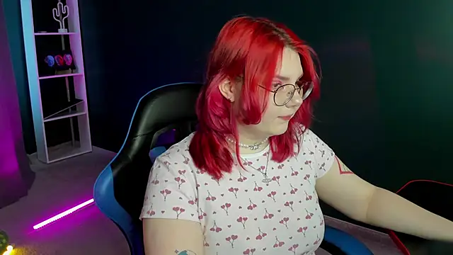 Snapshot of Alice_Kitagawa chatting on 04/02/26, 11:41 Alice Kitagawa online show from 04/02/26, 11:41