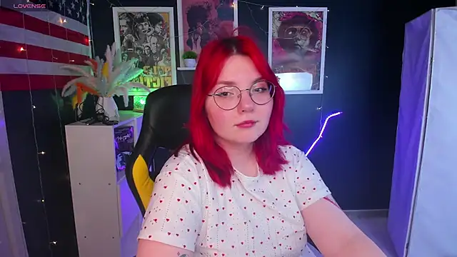 Snapshot of Alice_Kitagawa chatting on 04/15/26, 12:12 Alice Kitagawa online show from 04/15/26, 12:12