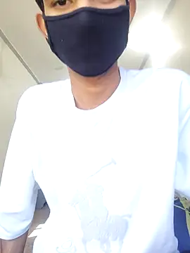 its coco72 online show from 04/12/26, 04:17