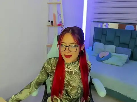 Sara Red X online show from 04/16/26, 03:40