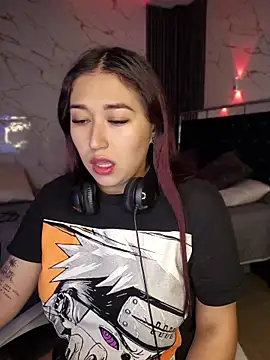 Sarah Bloom online show from 04/11/26, 01:43