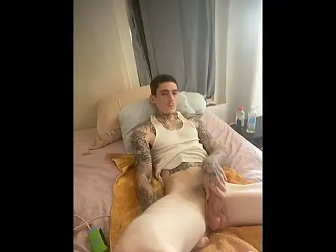 dkub93 online show from 03/26/26, 02:44