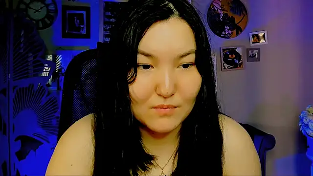 CamilaMartiez online show from 04/12/26, 09:25