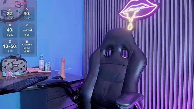 Luna roose1 online show from 04/01/26, 01:41