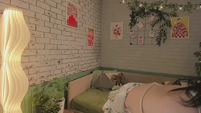 Snapshot of miraiakik chatting on 03/29/26, 02:39 miraiakik online show from 03/29/26, 02:39