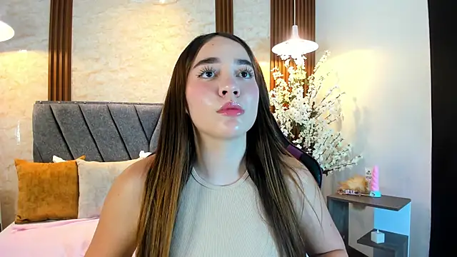 Snapshot of Anissa_m_ chatting on 03/29/26, 06:41 Anissa m online show from 03/29/26, 06:41