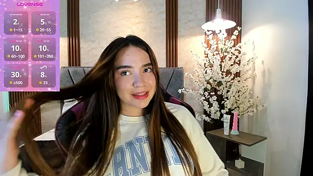 Snapshot of Anissa_m_ chatting on 04/07/26, 07:03 Anissa m online show from 04/07/26, 07:03