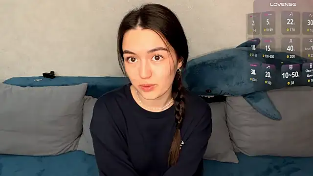 lilysolar online show from 04/03/26, 03:32